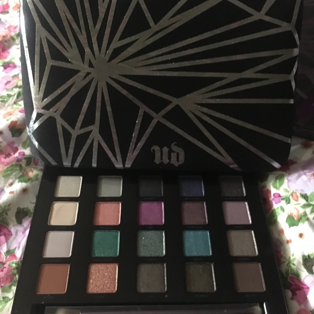 Urban Decay Vice with Makeup Bag